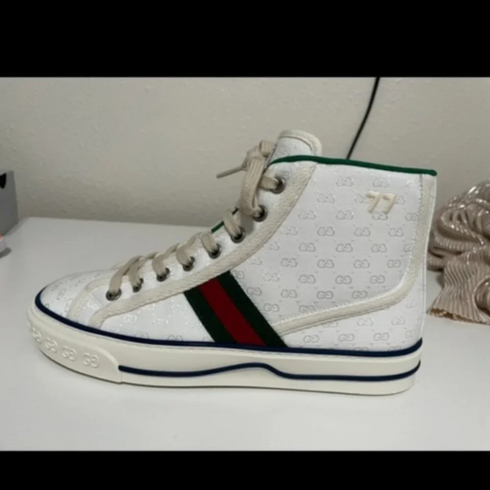 Gucci Sneakers Size 37/US 7 - Picture 2 of 10